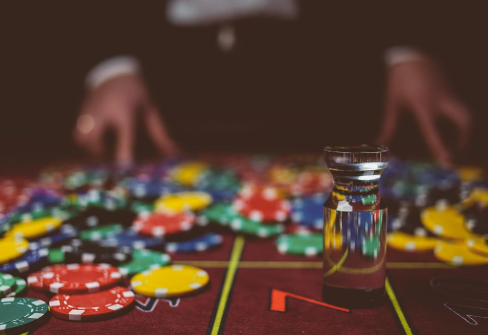 Avoid Making These Mistakes when Playing at an Online Casino